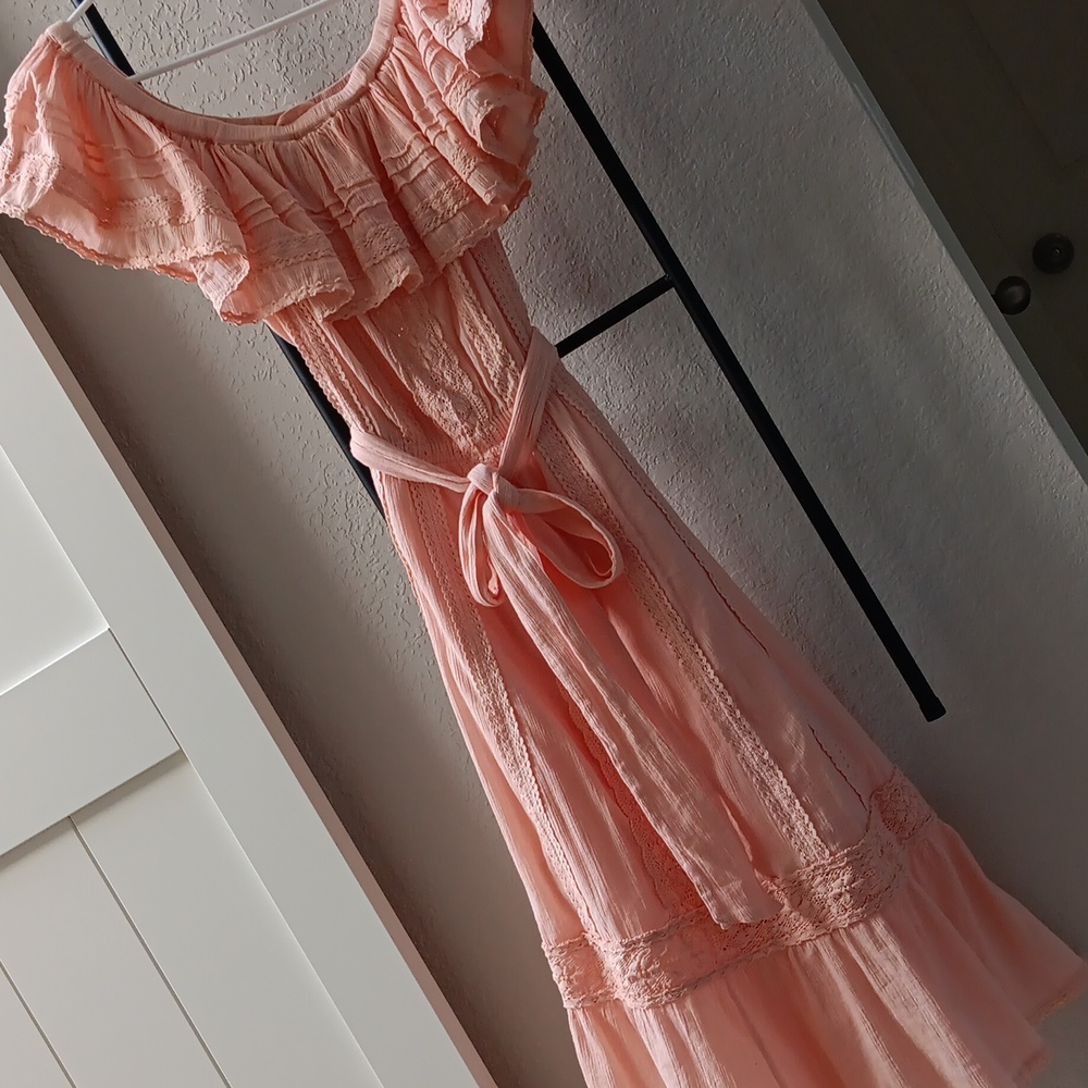 SPELL..CASSIE LACE MIDI DRESS..SMALL
